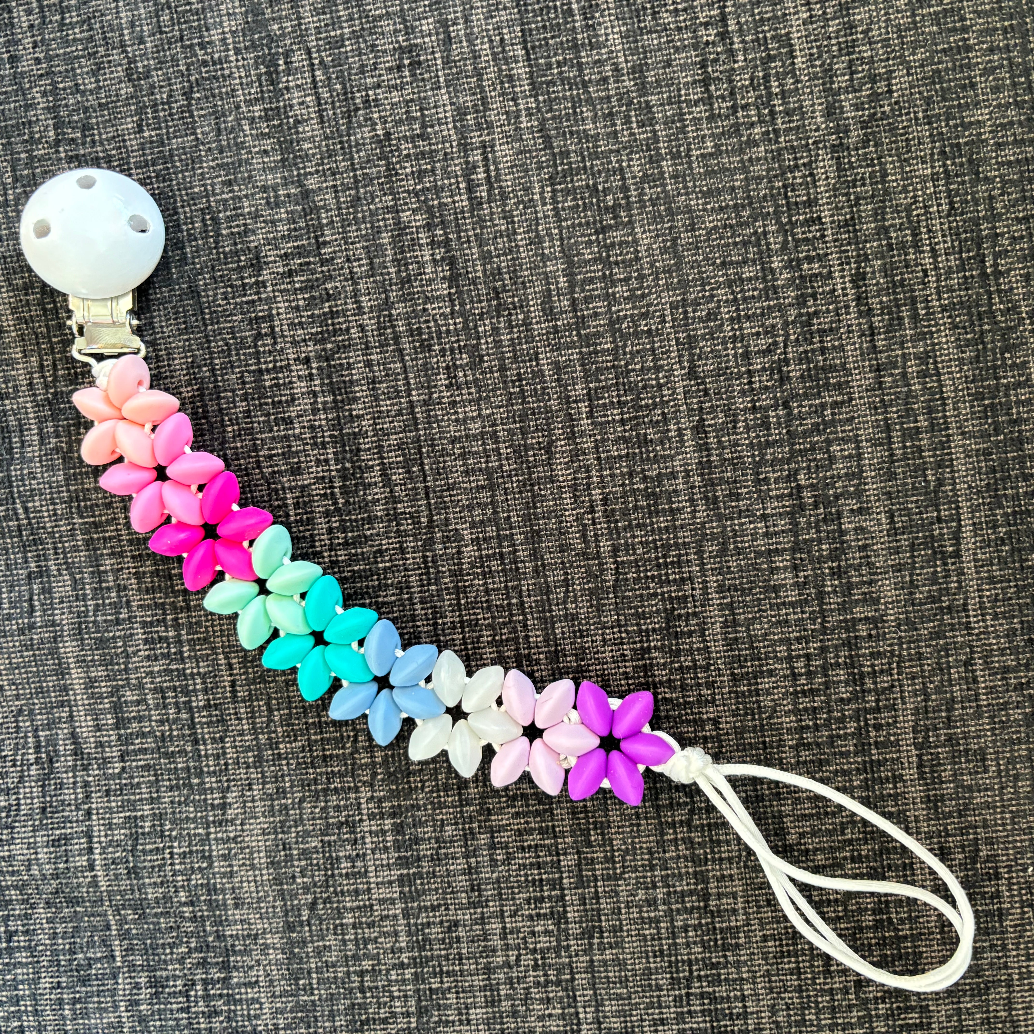 Silicone Flower Leash w/ Clip (Final Sale)
