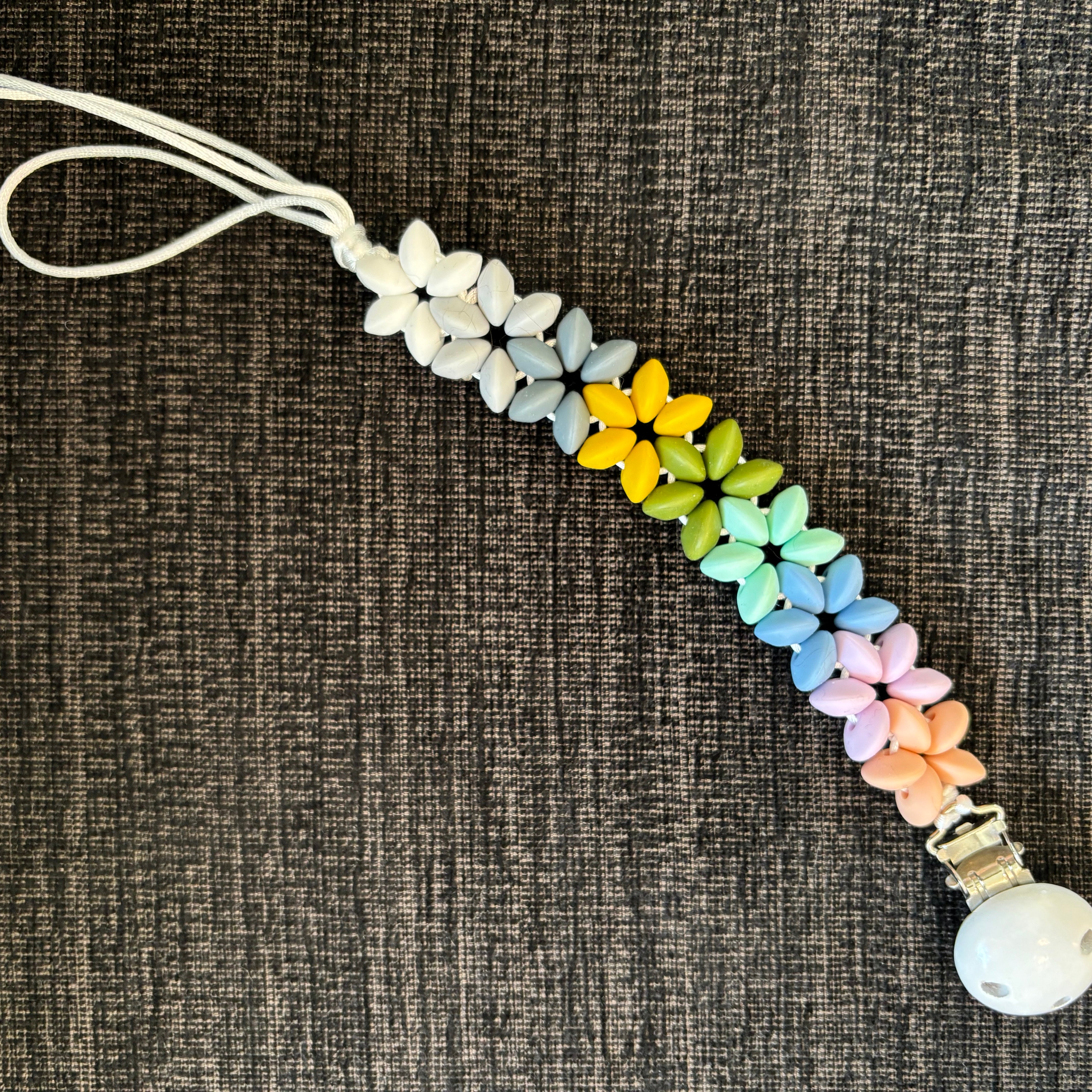 Silicone Flower Leash w/ Clip (Final Sale)