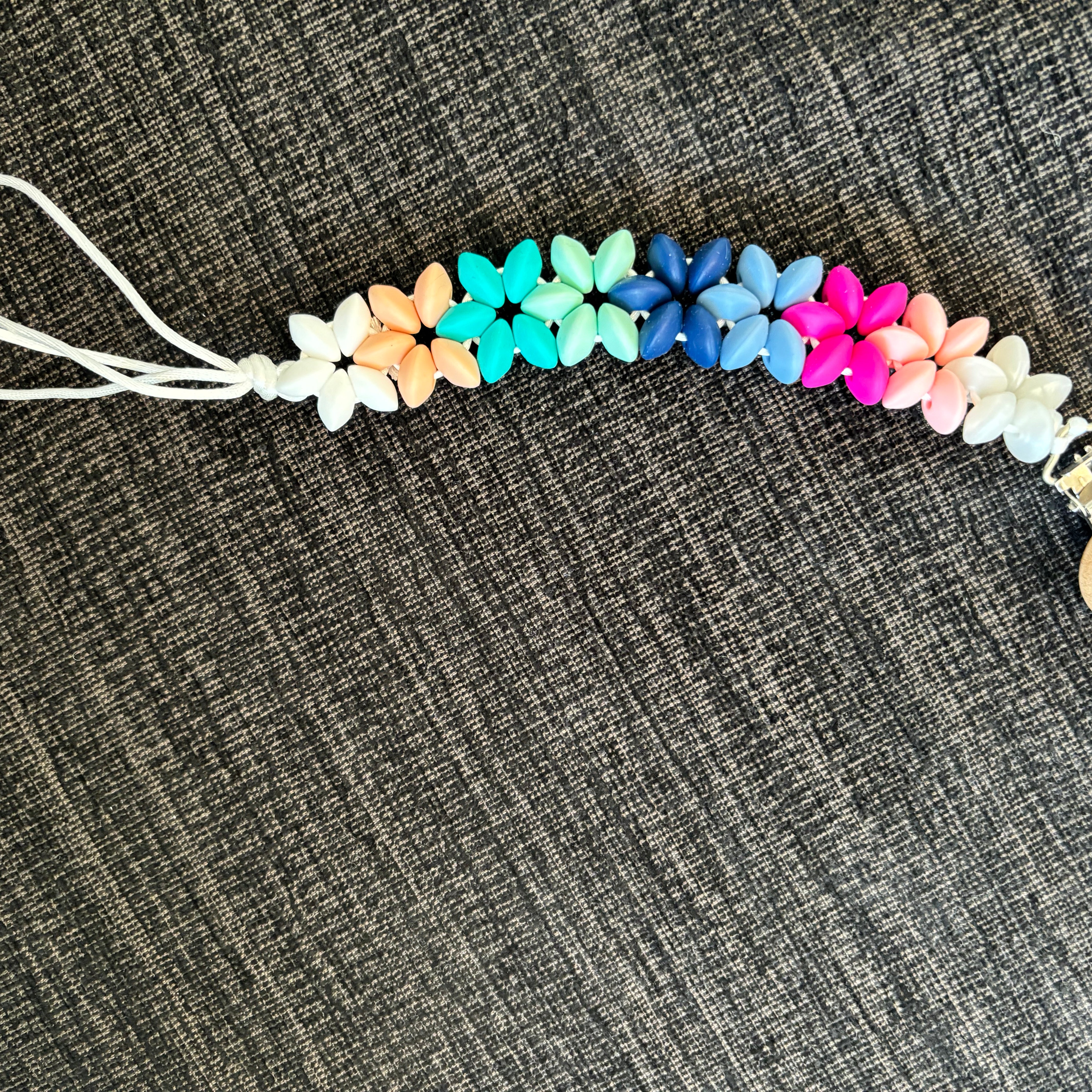 Silicone Flower Leash w/ Clip (Final Sale)